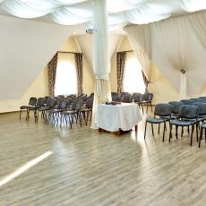 Конференц-зал 100 осіб