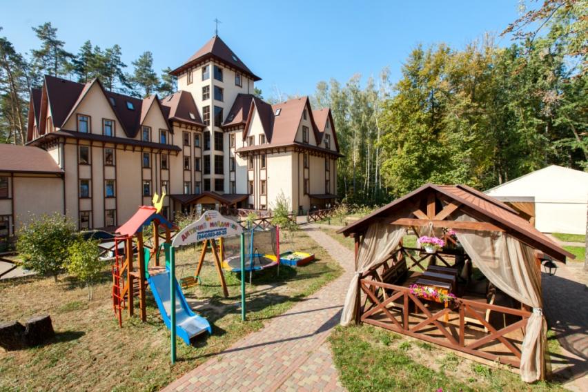 дитячий день народження за містом